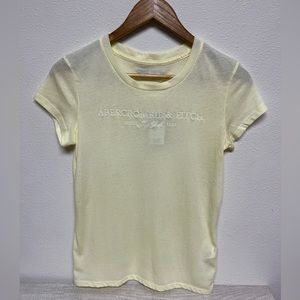 Abercrombie And Fitch Light Yellow T-shirt Super Soft And  Light Weight Size XS